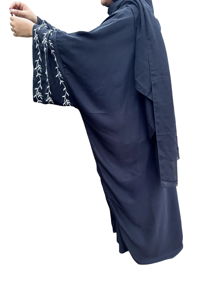 Anaaqah Abaya
